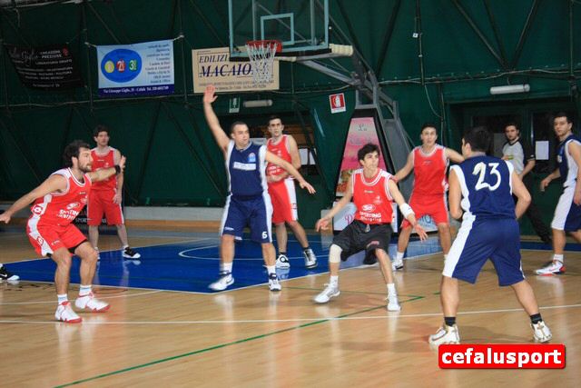 110212_sport 110_tn.jpg